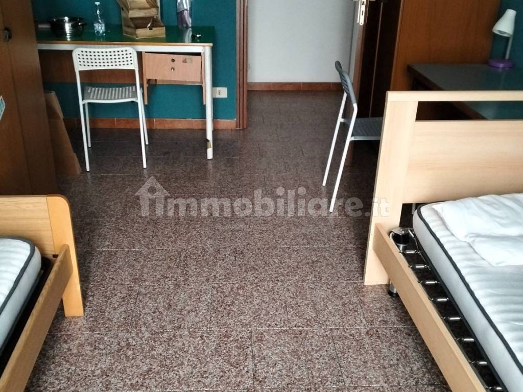 Posto letto in doppia in San Donato, foto 3 di 6