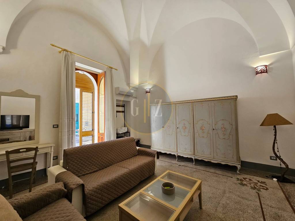 Salone
