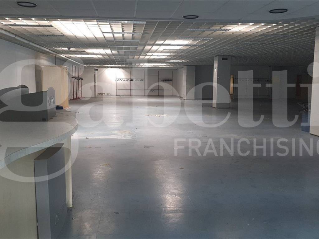 Locale commerciale via grado, 34, centro, monfalcone