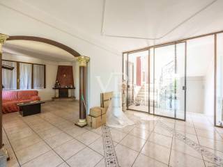 Salone