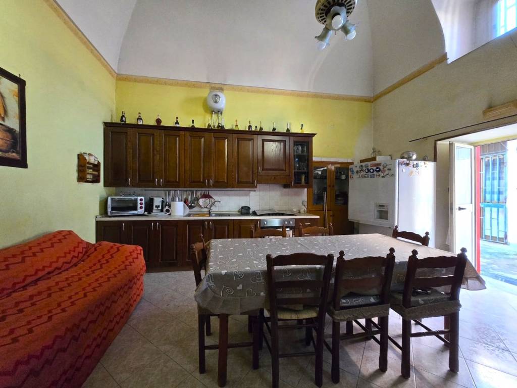 Salone