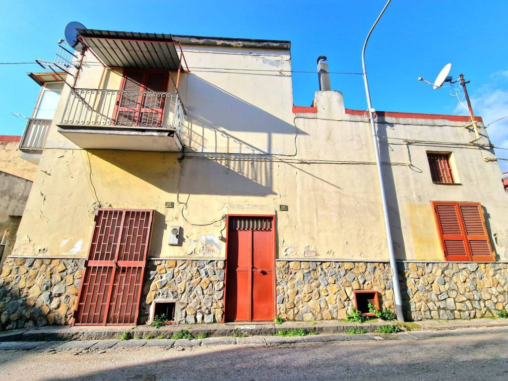 Villa unifamiliare via vincenzo bellini, boscoreale
