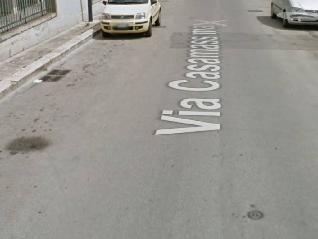 Negozio all'asta via casamassima 21, cellamare