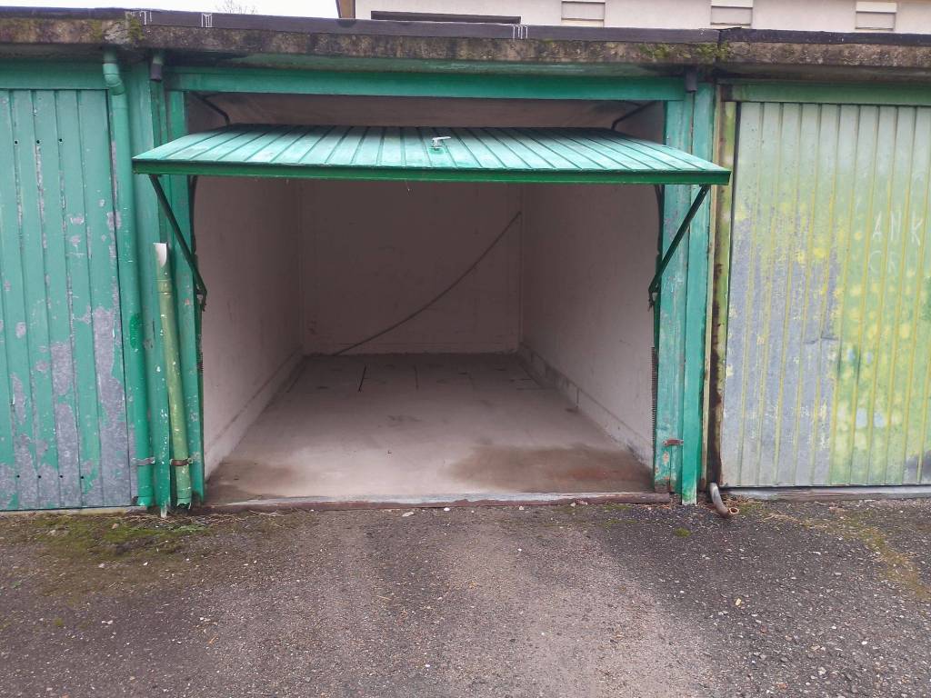 Garage - box via padre samuele marzorati 44, montello, varese