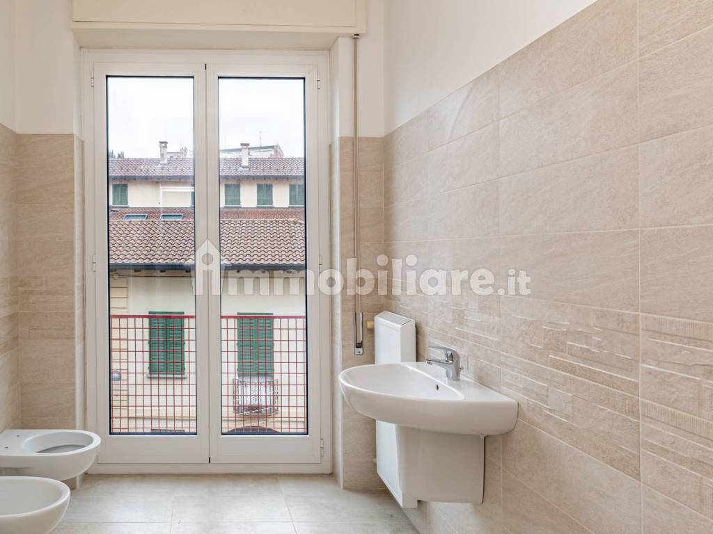 Vendita Appartamento Cantù. Quadrilocale in via Eugenio Corbetta ...