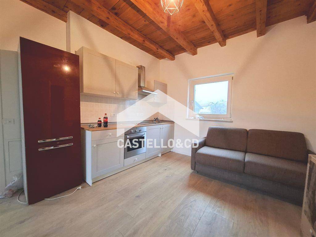Bilocale via nazionale 20, raffa, puegnago sul garda