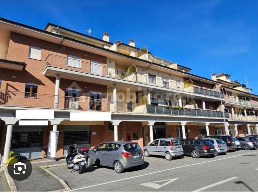 Garage - box via guido rossa 25, fiano romano