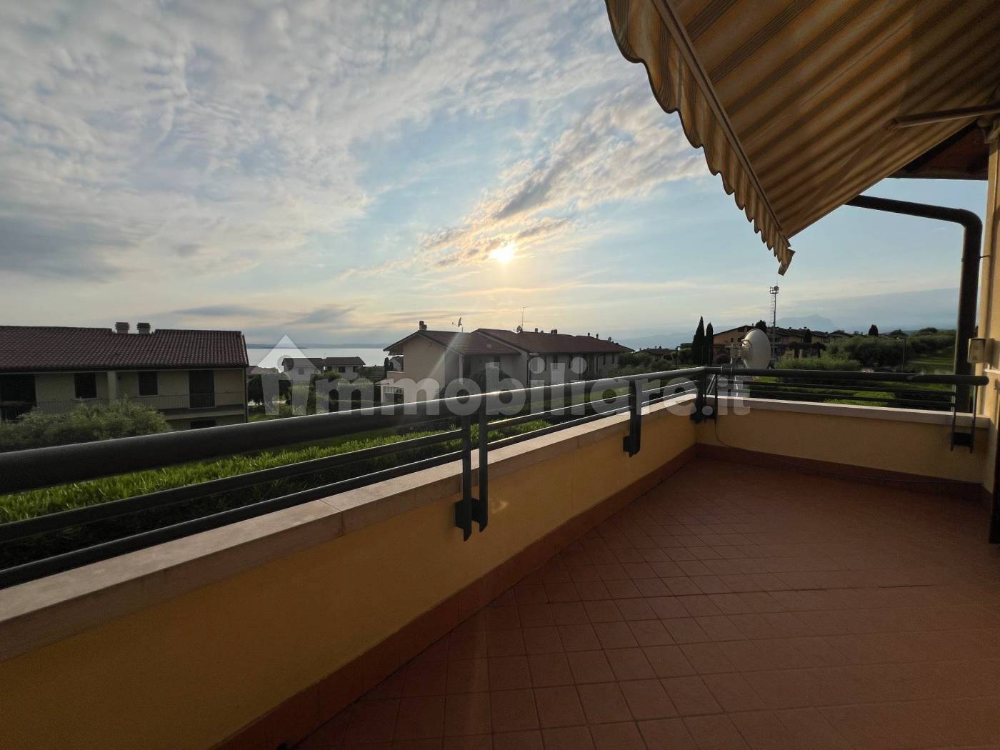 Villa in vendita a Lazise