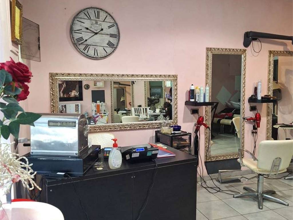 Locale commerciale piazza  xx settembre, 89, cisternone, livorno