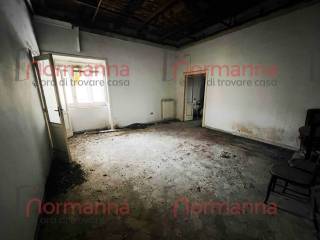 Stanza non arredata