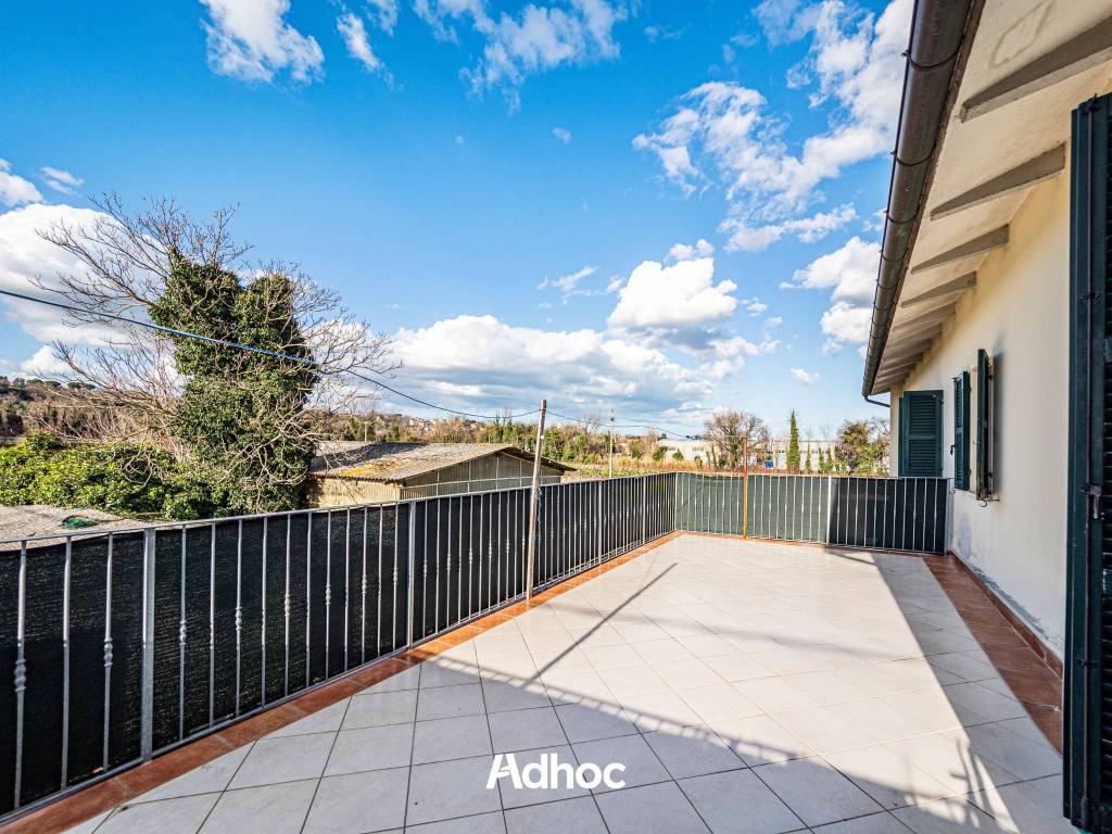 Vendita Appartamento Colli al Metauro. Quadrilocale in via Sacca. Buono  stato, primo piano, con terrazza, riscaldamento autonomo, rif. 118105907