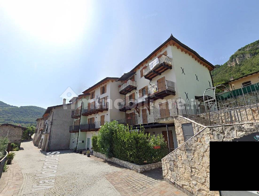 Appartamento in vendita a Tremosine sul Garda