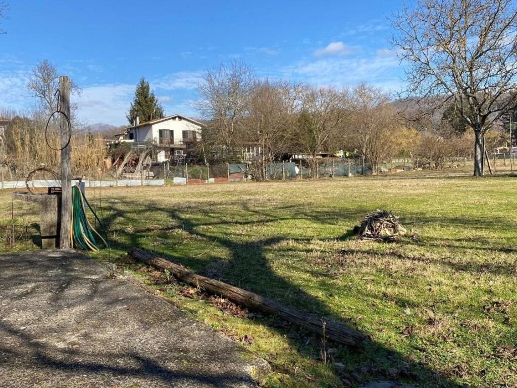 Terreno edificabile via foresta, rieti