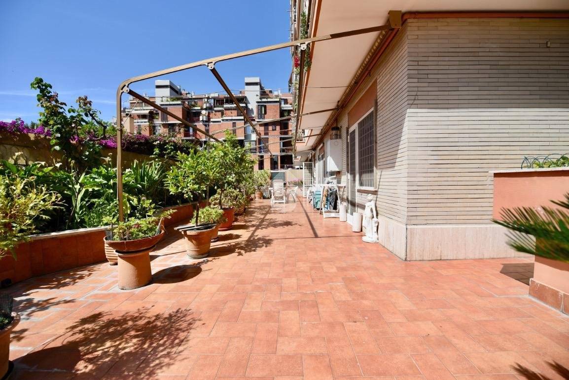 Appartamento in vendita a Roma