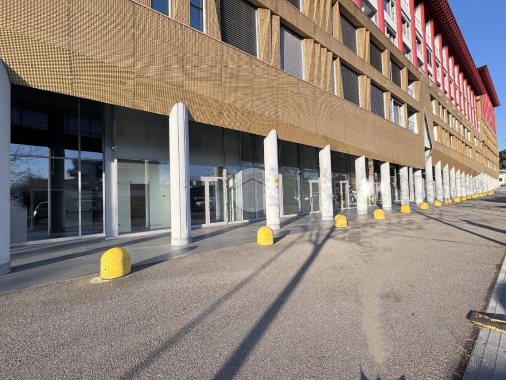 Locale commerciale via dalmazia, don bosco, brescia