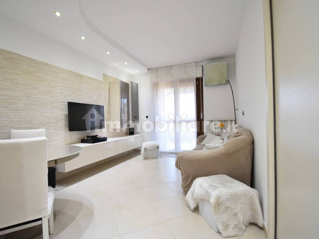 Salone