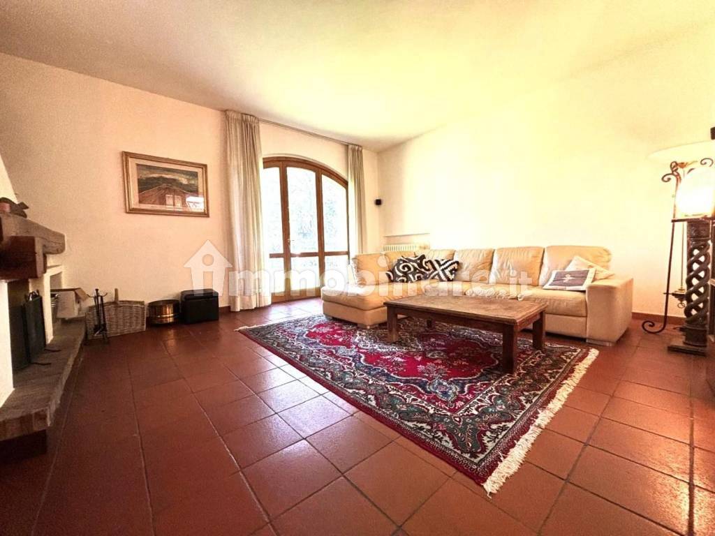Photo inspiration: Vendita Terratetto Unifamiliare In Via Luigi Cherubini Empoli Buono Photo Inspiration