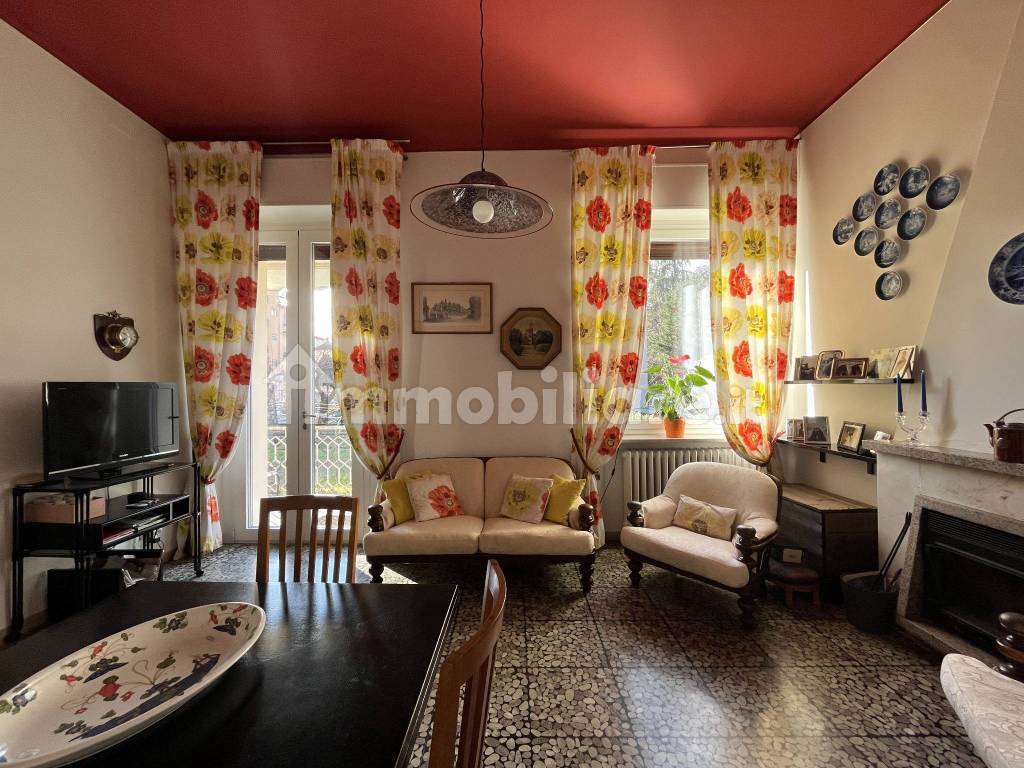 Salone