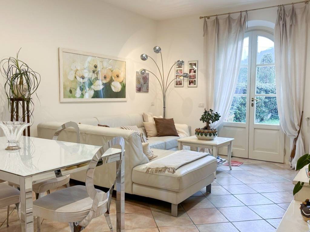 Appartamento via grazia deledda 27, pietrasanta