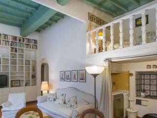 2-room flat vicolo di Montevecchio, Piazza Navona, Rome