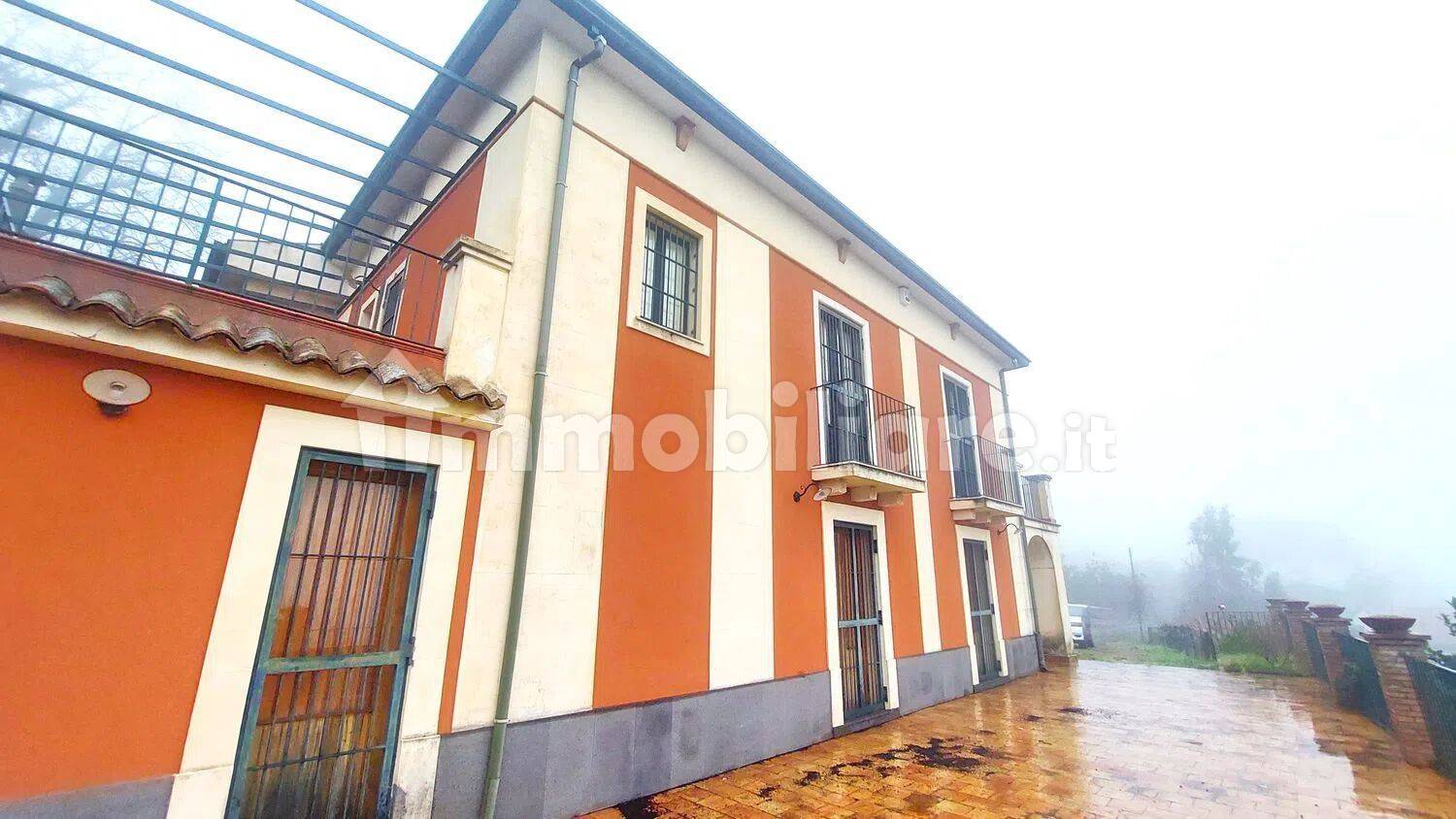 Villa in vendita a Giarre