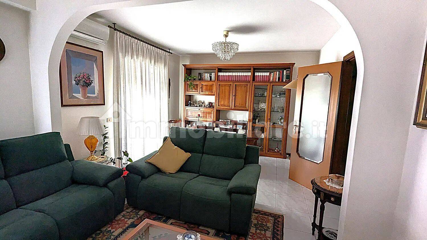 Appartamento in vendita a Giarre