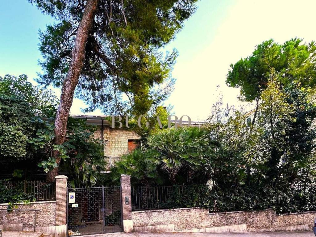 Villa unifamiliare via cesare battisti 11, adriatico, ancona