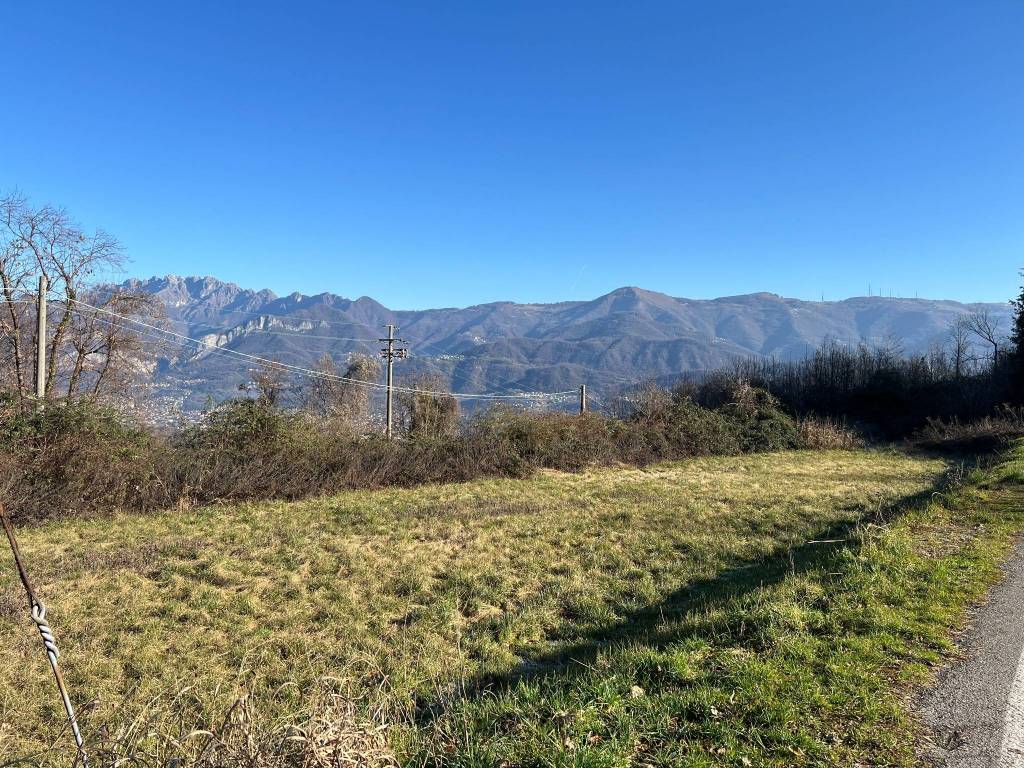Terreno agricolo piazza resegone, aizurro, airuno