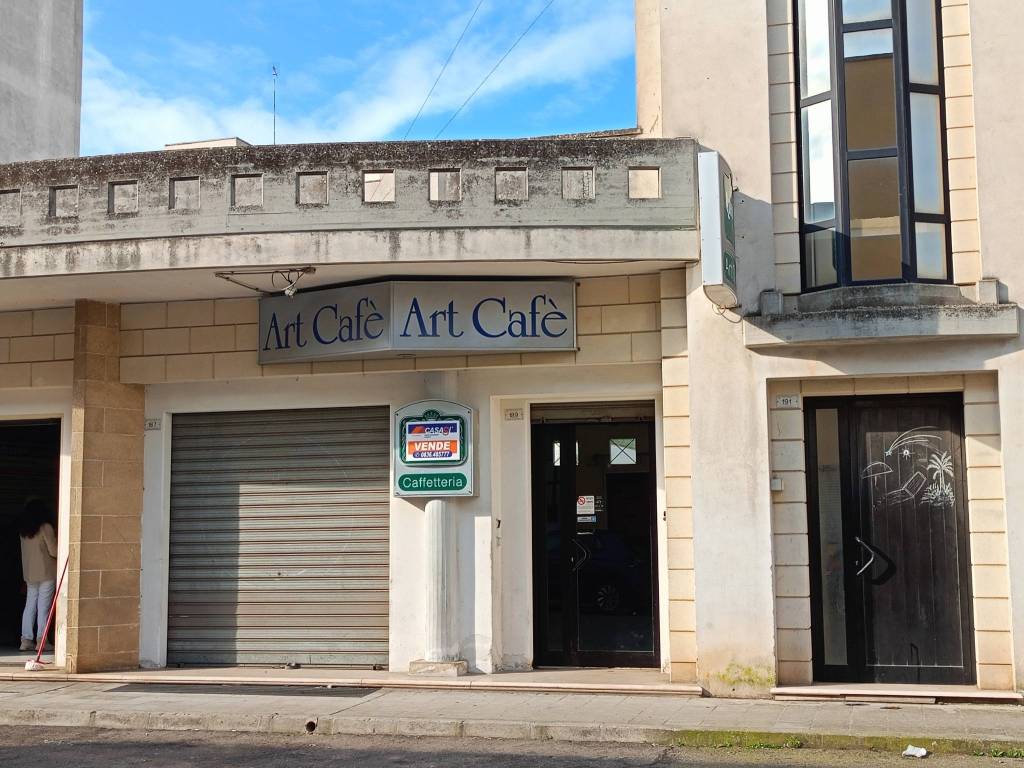 Locale commerciale via nicola ferramosca 189, maglie