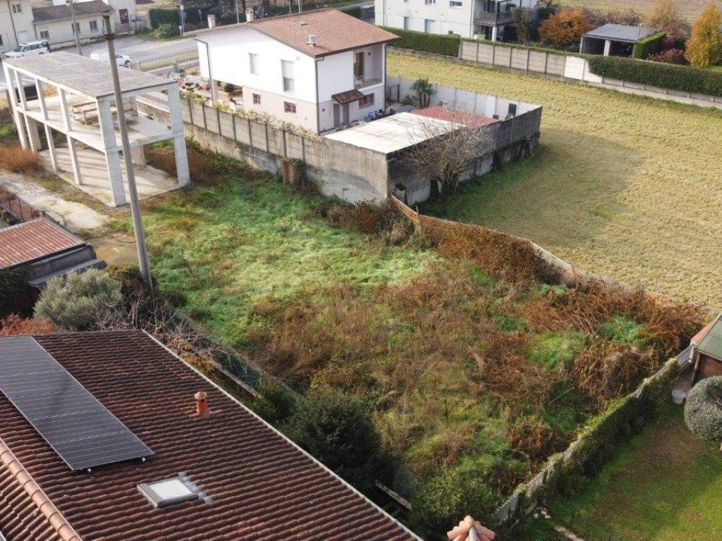 Terreno edificabile via adamello, torri bianche, vimercate