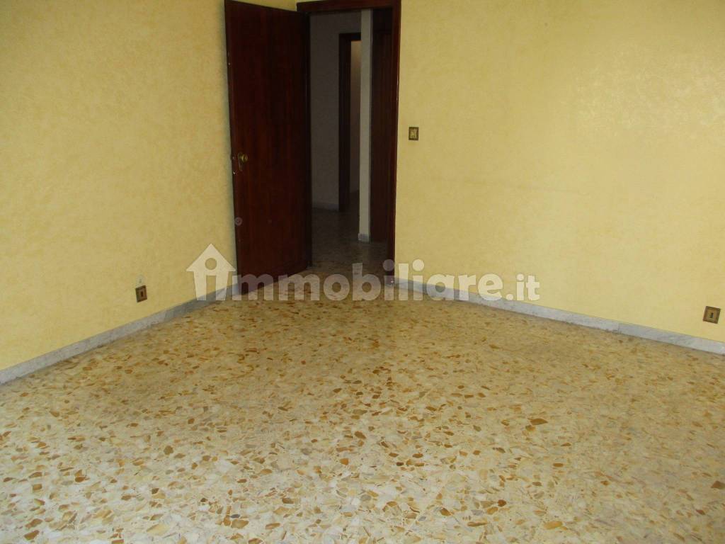 Stanza non arredata