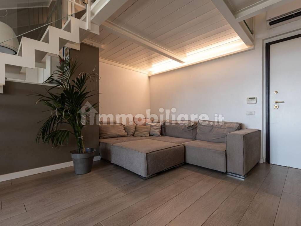Salone