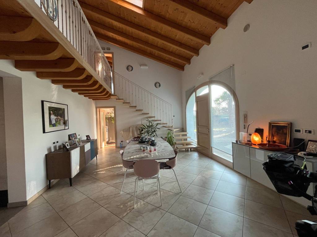 Villa unifamiliare via bazzati 54a, centro, campodarsego