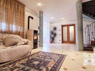 Salone