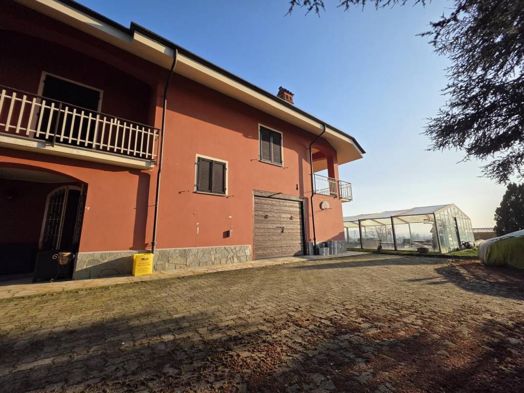 Villa unifamiliare frazione revignano, bramairate - revignano, asti