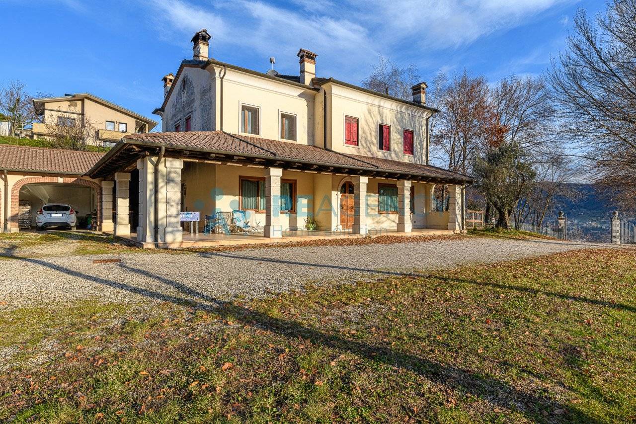 Villa in vendita a Cornedo Vicentino