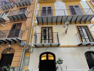 3-room flat via Patania 2, Castellammare, Palermo
