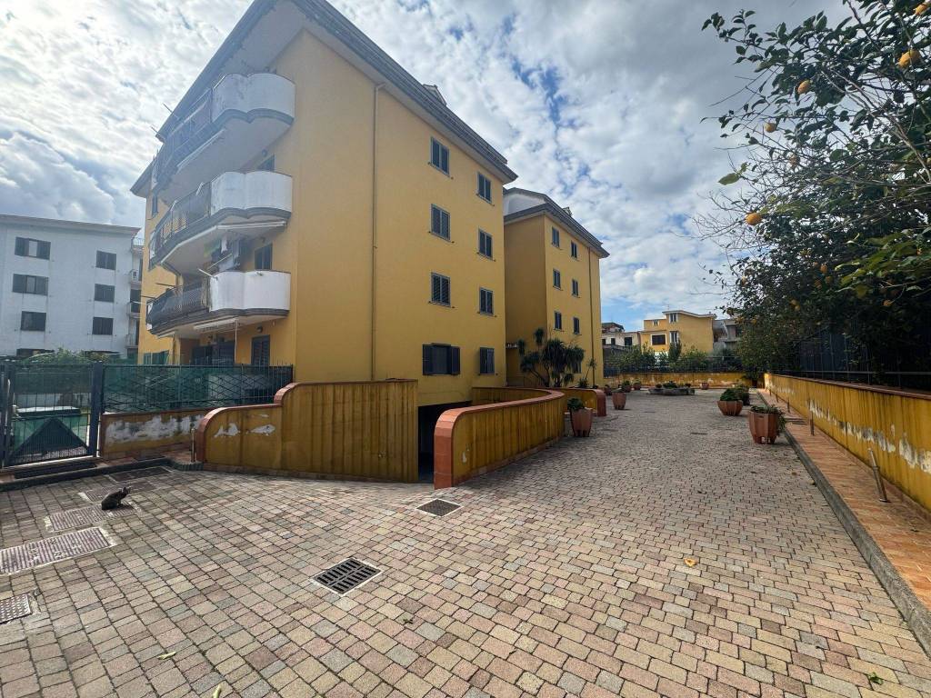 Quadrilocale via san rocco 8, pagani
