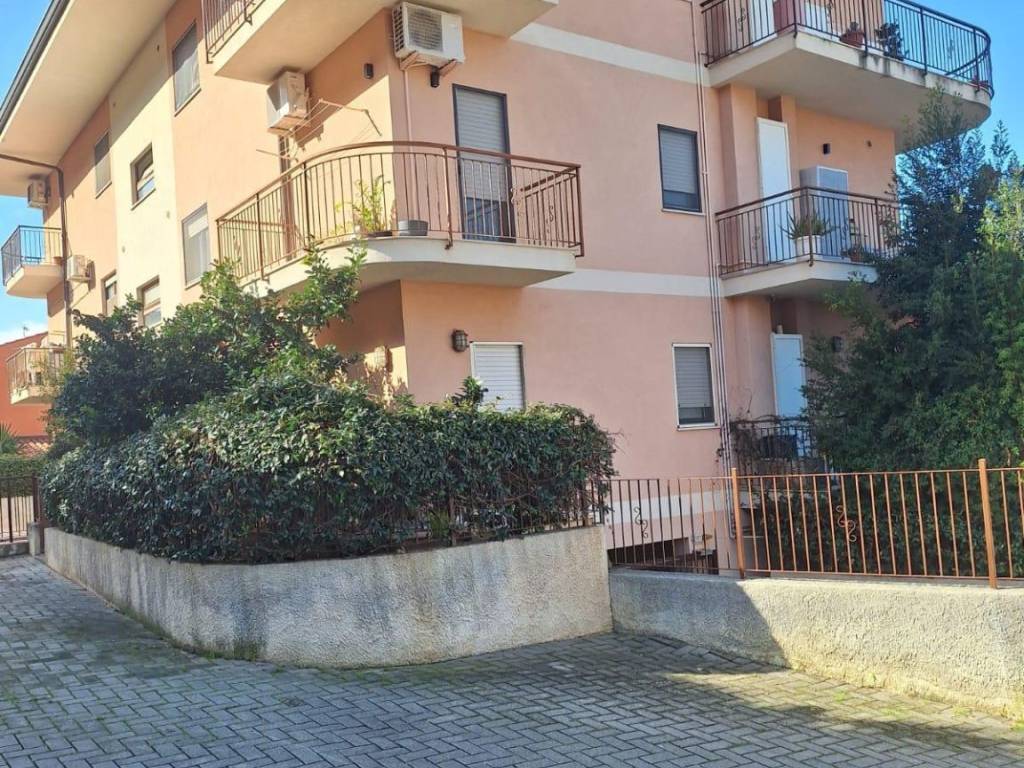 Quadrilocale via santa venere, vibo marina, vibo valentia