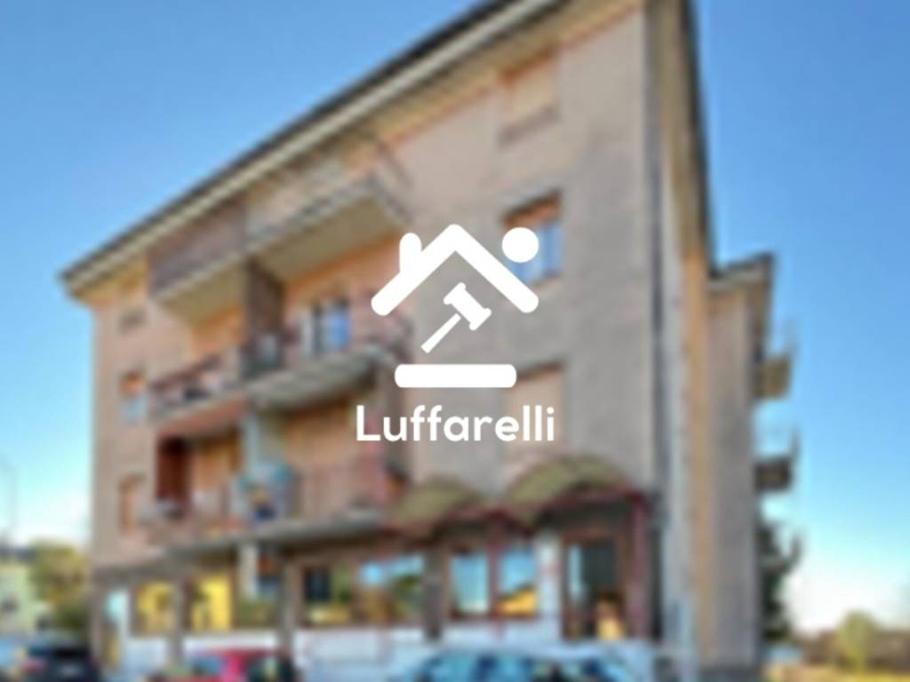 Negozio all'asta via guglielmo marconi 26, cassago brianza