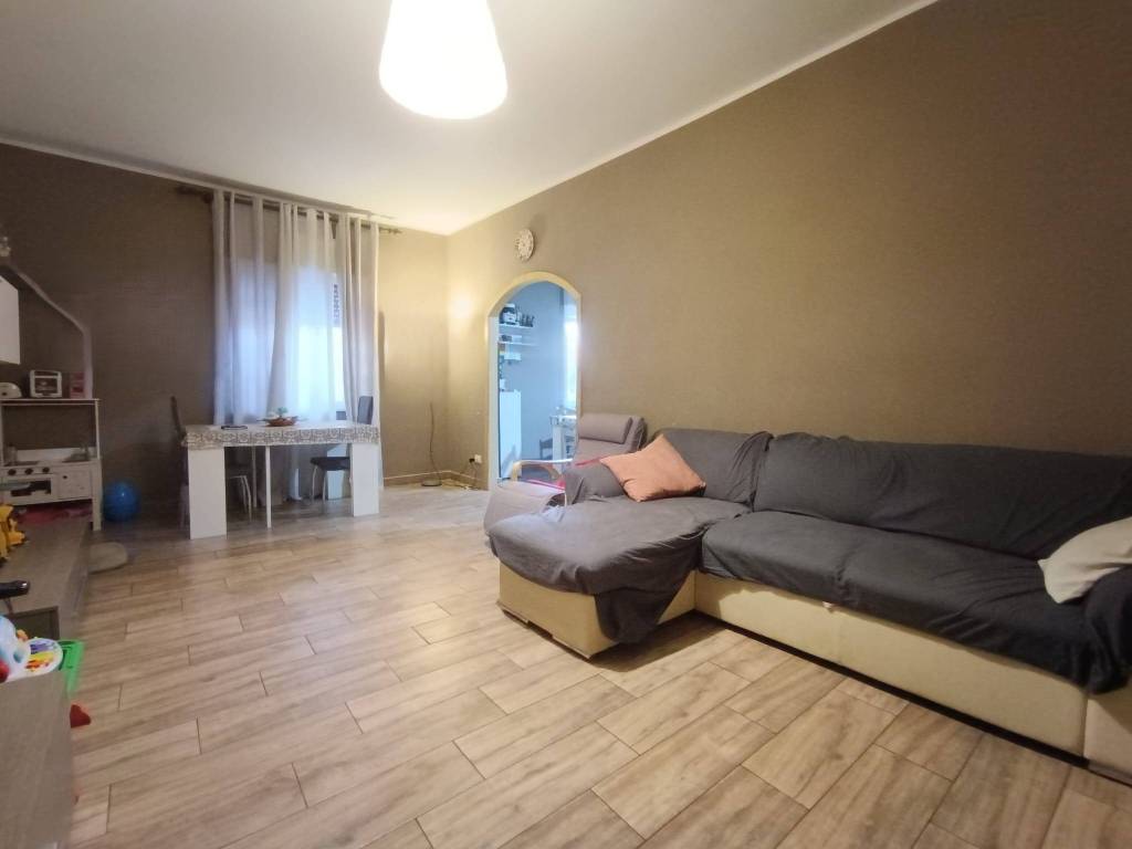 Trilocale via massimo d'azeglio, centro, bagheria