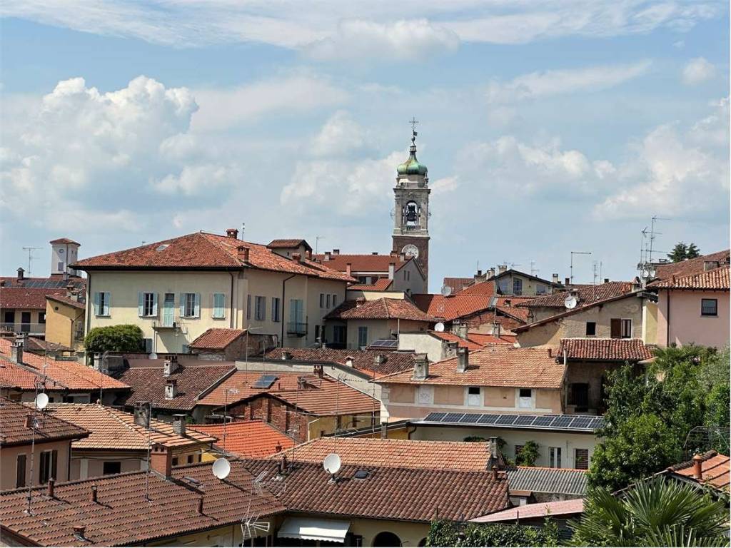Trilocale nuovo, centro, oleggio