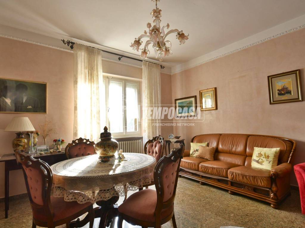 Salone