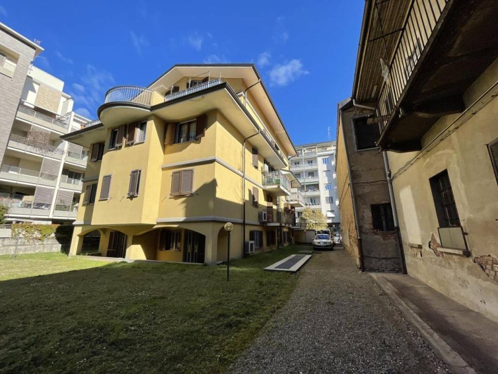 Ufficio - studio via volta 13, centro, gallarate