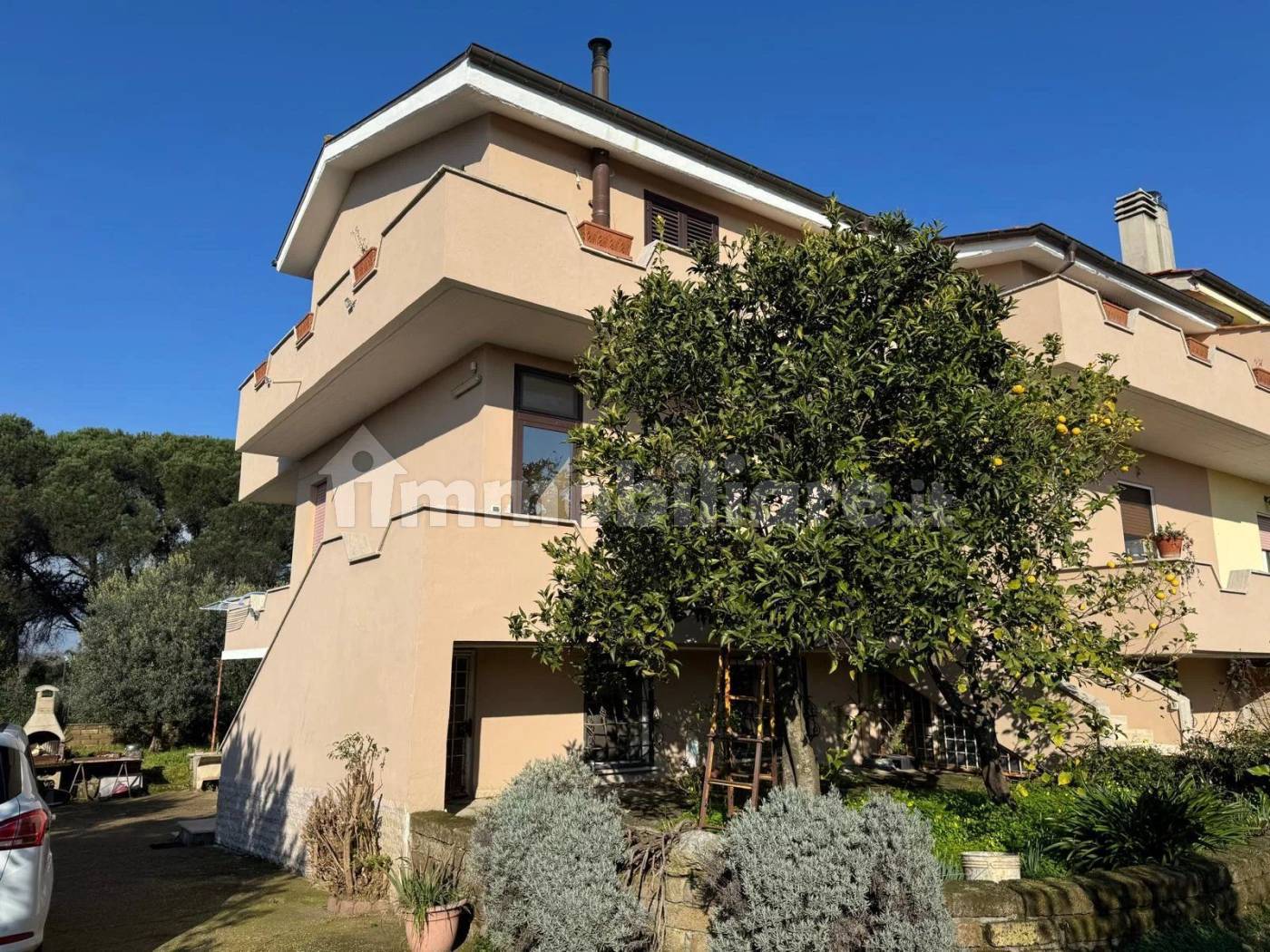 Appartamento in vendita a Anguillara Sabazia