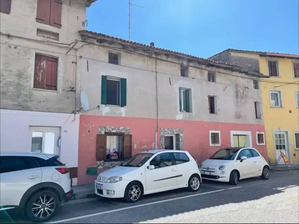 Appartamento via monte grappa, variano, basiliano