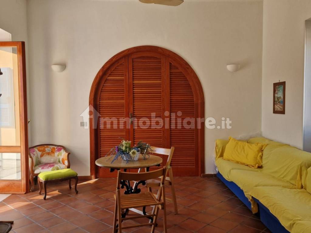Salone
