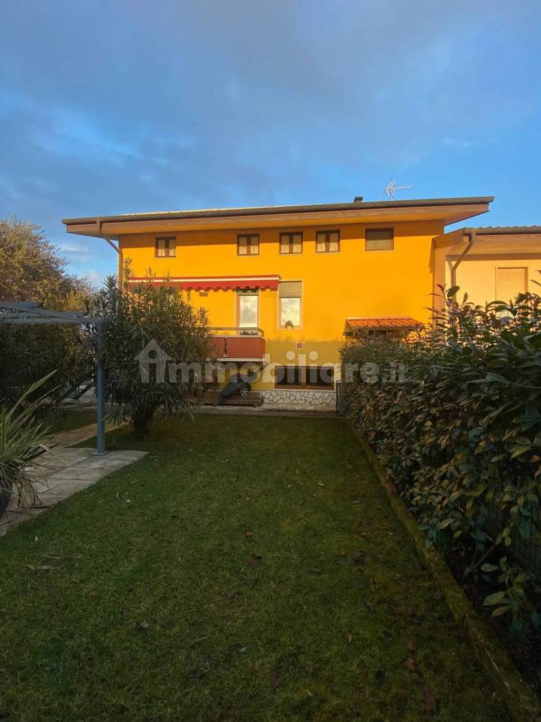 Villa in vendita a Schio