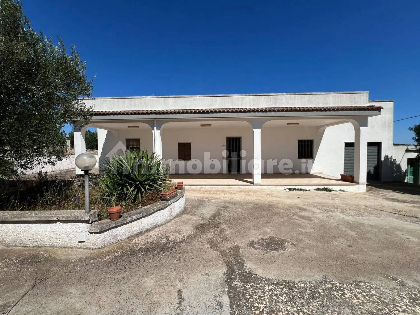 Villa in vendita a Cisternino