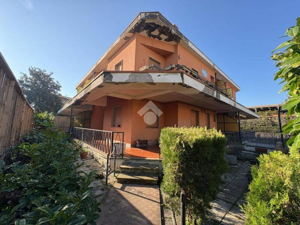 Villa plurifamiliare via poggio delle agavi, centro, montalto di castro